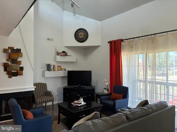 $300,000 | 402 Firethorne Court, Sewell, NJ 08080