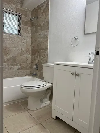 $2,100 | 180 Northeast 71st Street, Unit 2, Miami, FL 33138