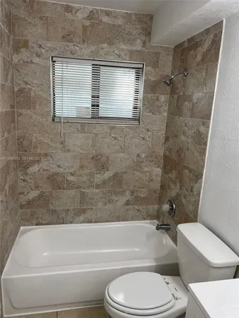 $2,100 | 180 Northeast 71st Street, Unit 2, Miami, FL 33138