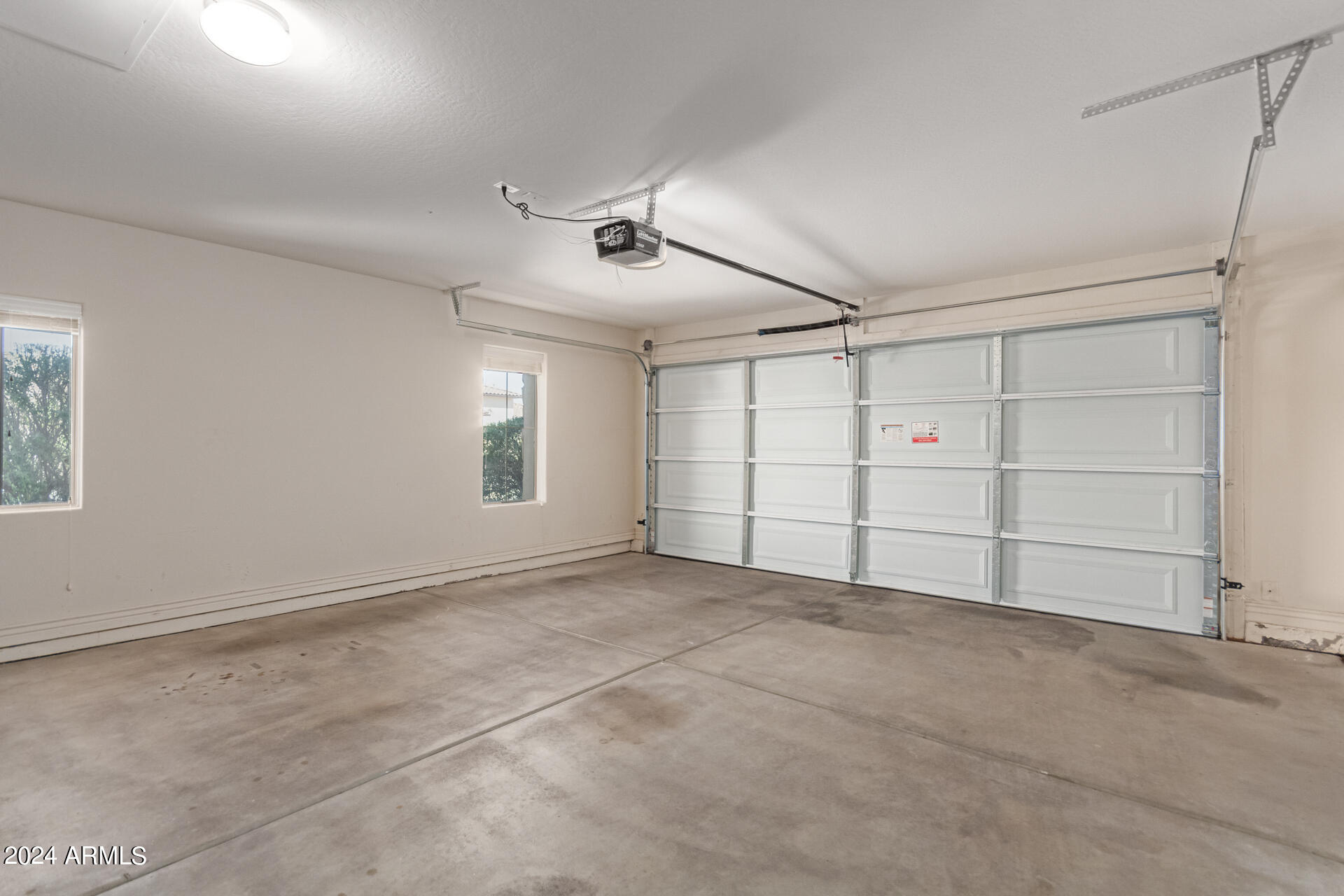 17881 West Verdin Road Goodyear, AZ 85338 - Photo 30 of 51 Gallery Image 30