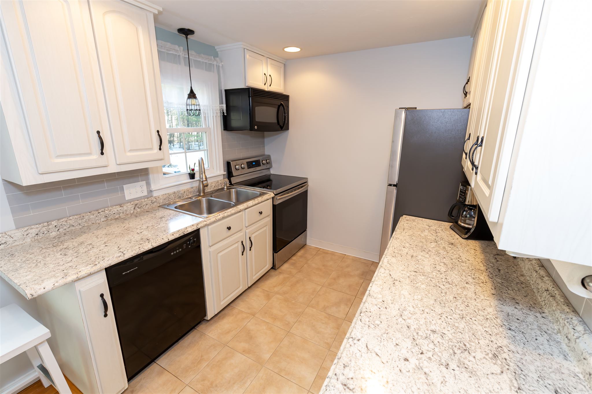 43 Horace Greeley Road Amherst, NH 03031 - Photo 13 of 40 Gallery Image 13