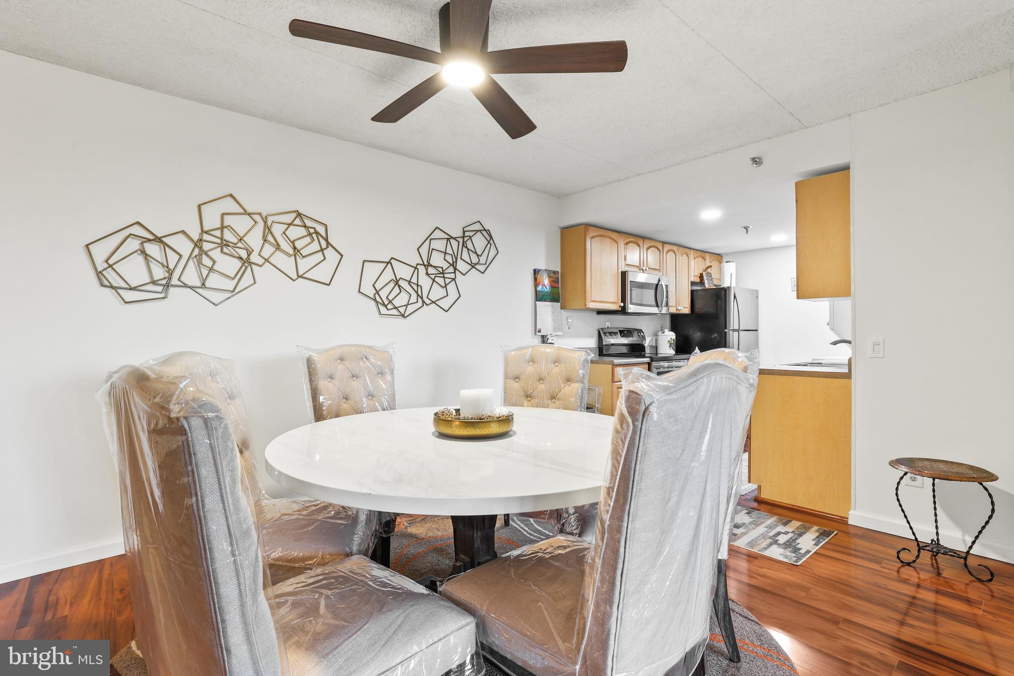 5911 Edsall Road, Unit 805 Alexandria, VA 22304 - Photo 3 of 36