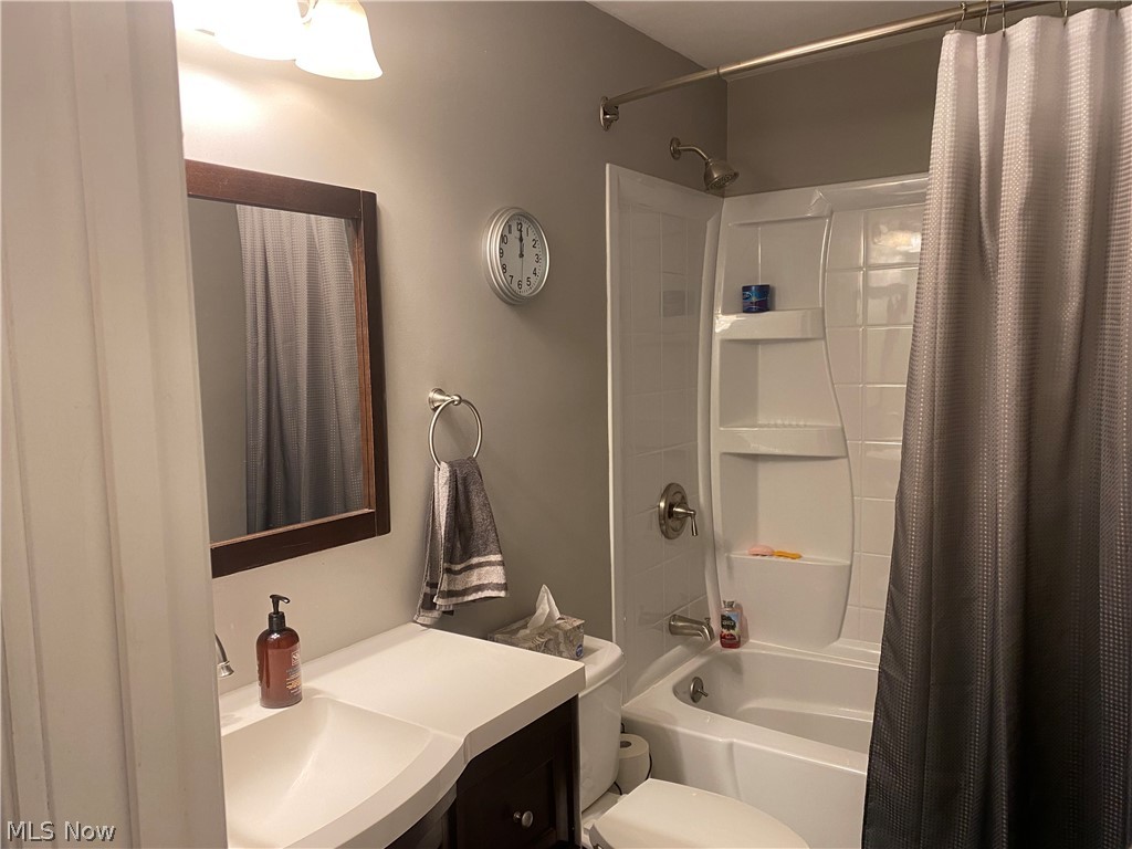 4610 4th Street Northwest Canton, OH 44708 - Photo 16 of 20 Gallery Image 16