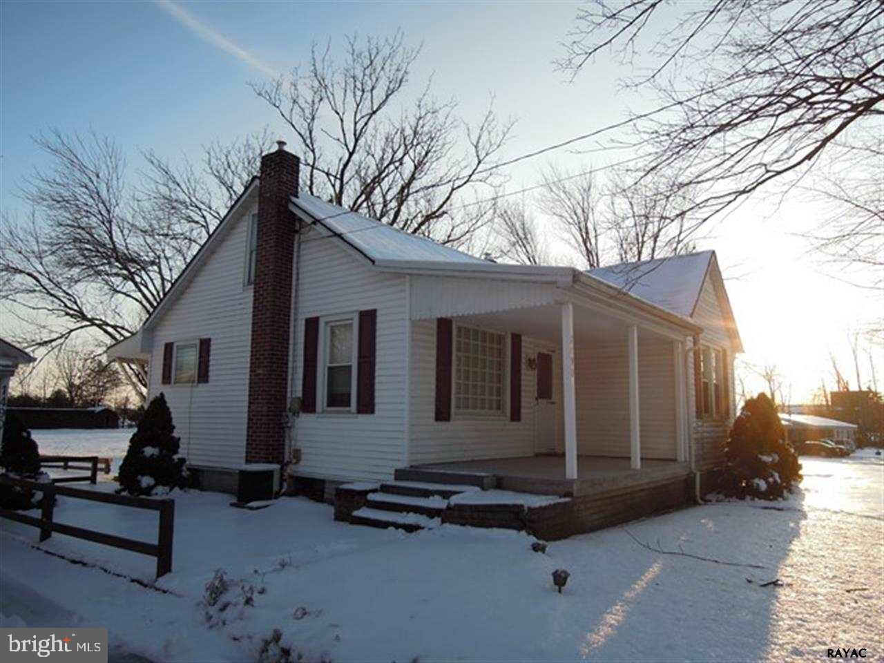 1490 Fairfield Road Gettysburg, PA 17325 - Photo 3 of 28 Gallery Image 3