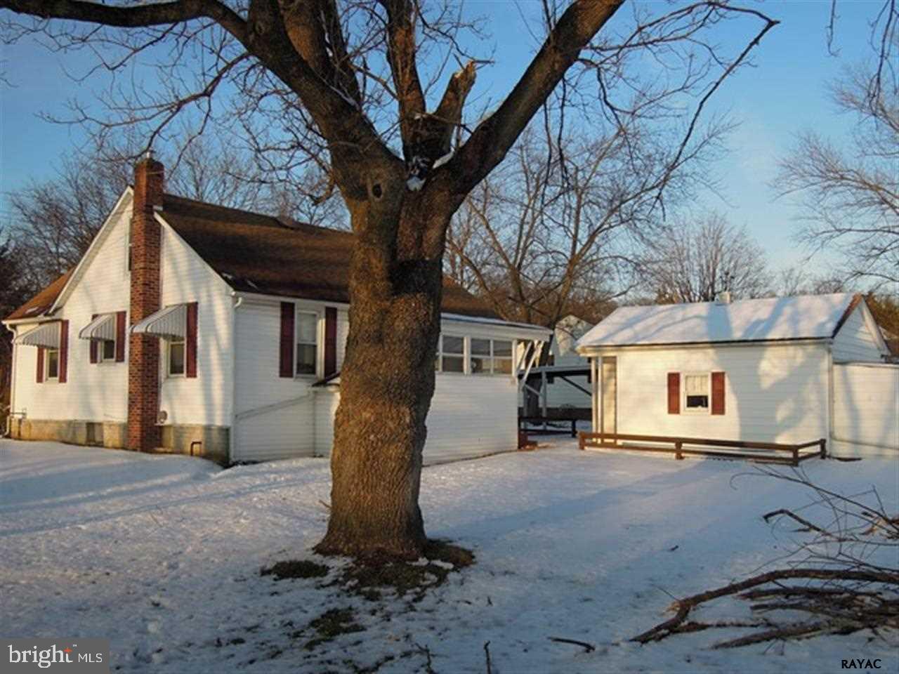 1490 Fairfield Road Gettysburg, PA 17325 - Photo 4 of 28 Gallery Image 4