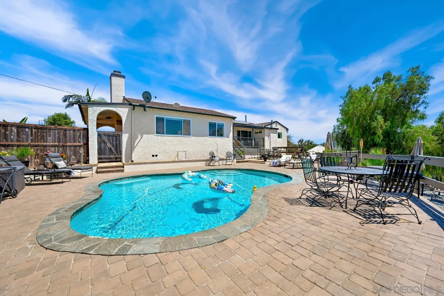 11609 Sunset Knolls Road Lakeside, CA 92040 - Photo 17 of 34