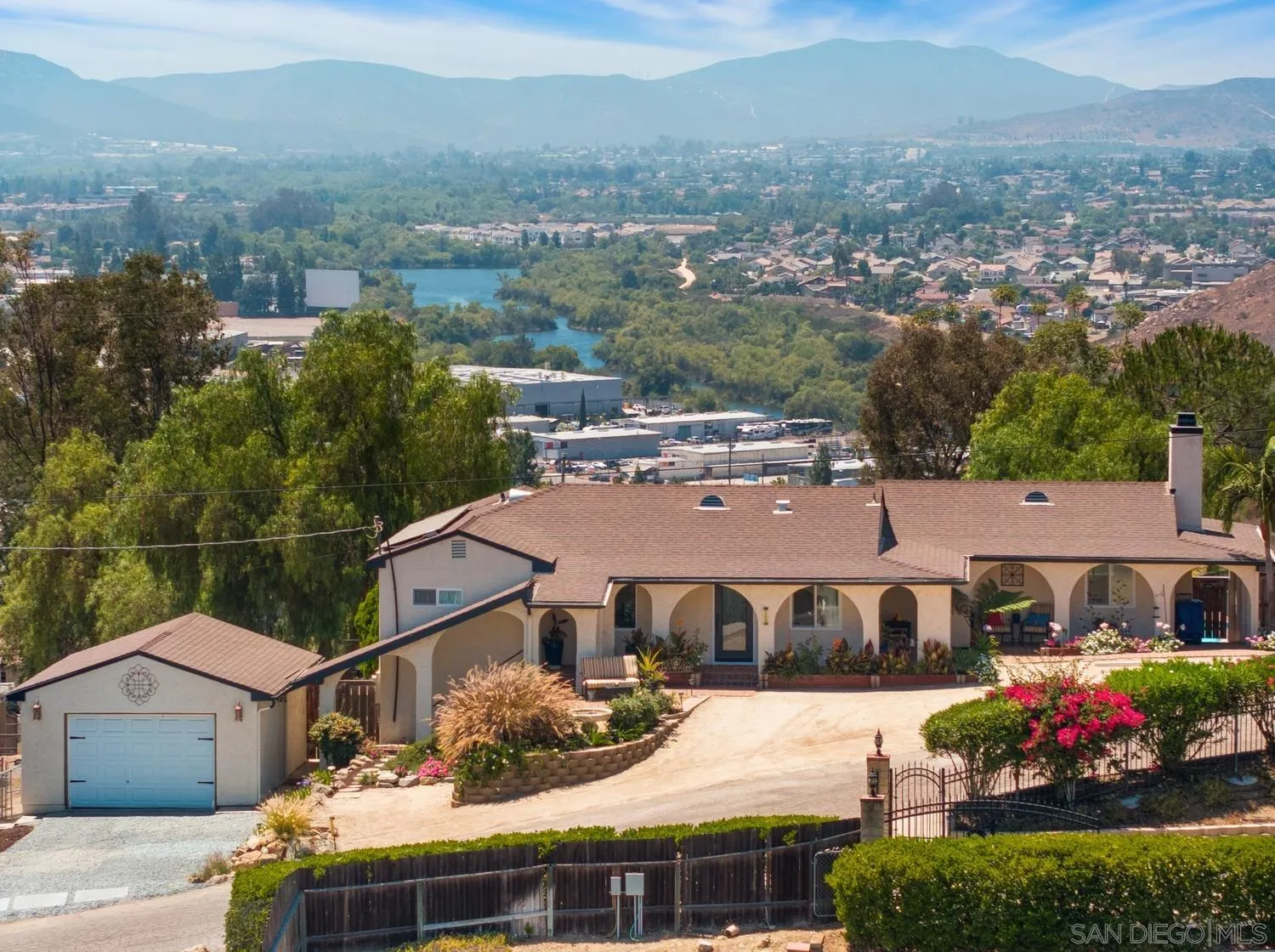 11609 Sunset Knolls Road Lakeside, CA 92040 - Photo 29 of 34