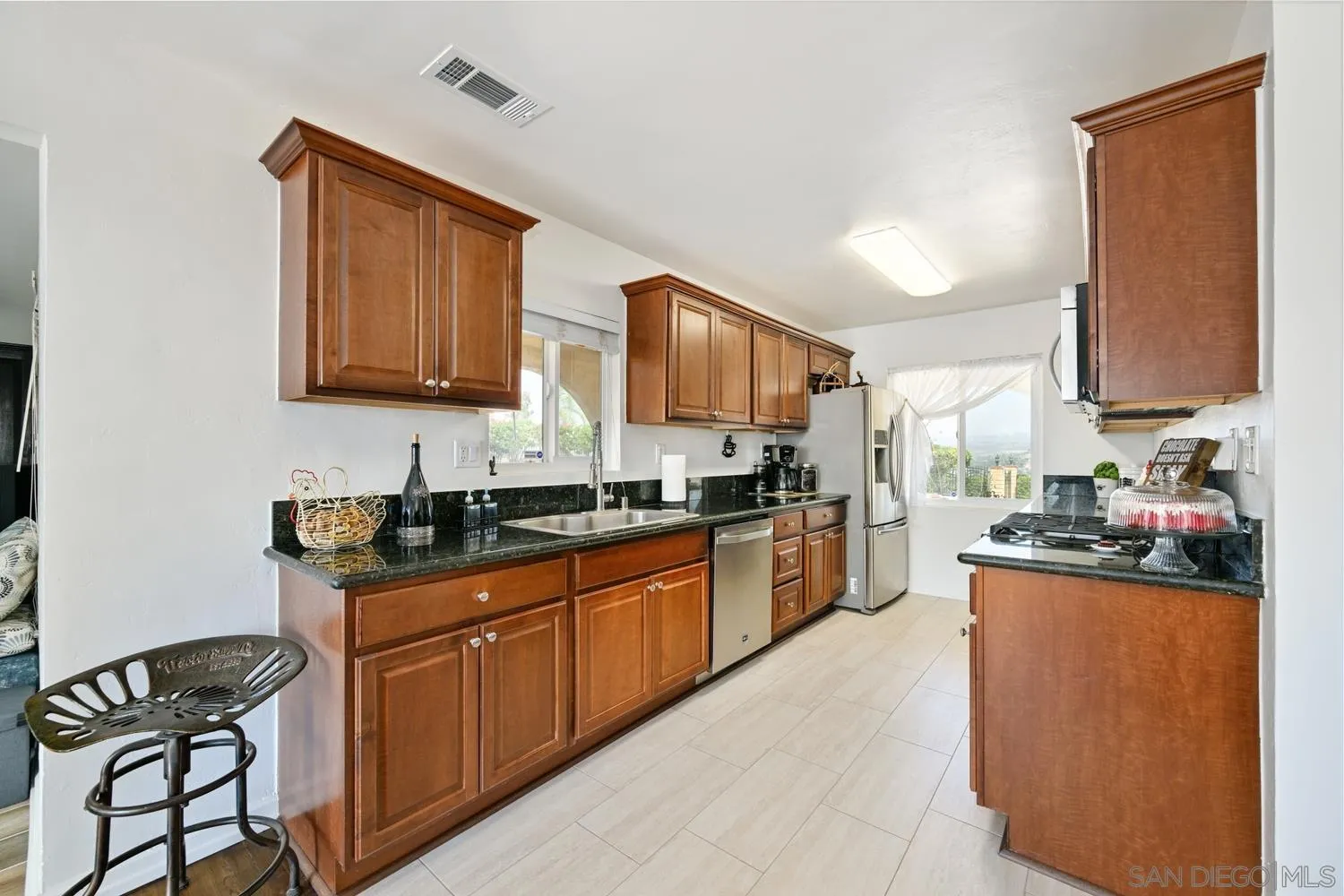 11609 Sunset Knolls Road Lakeside, CA 92040 - Photo 6 of 34