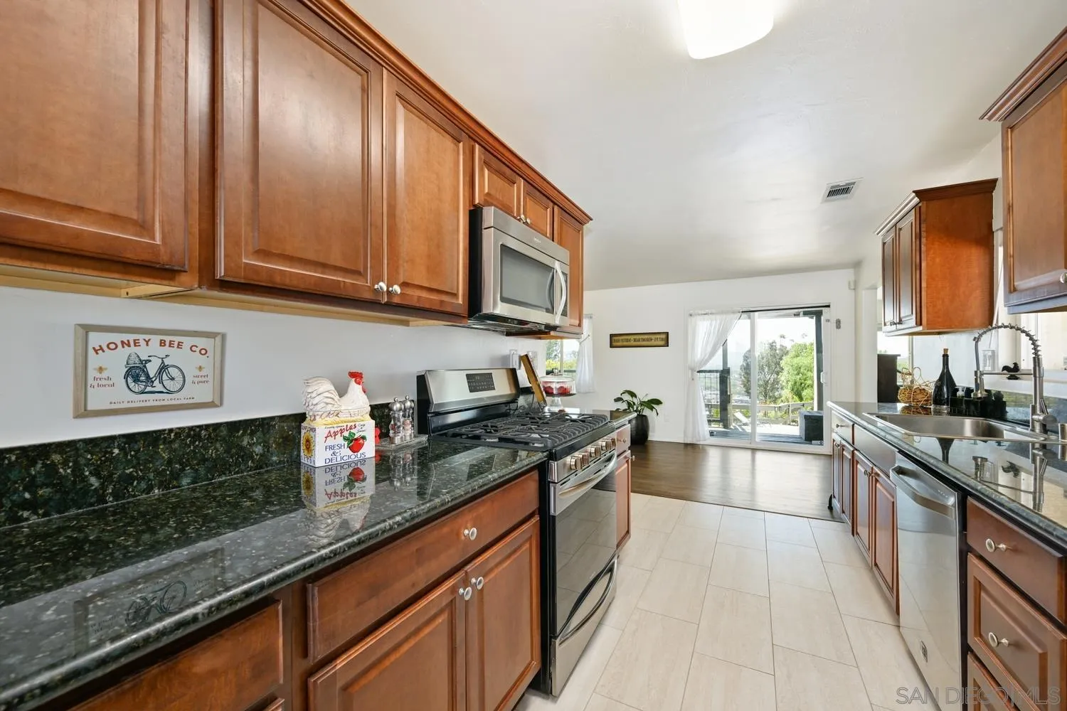 11609 Sunset Knolls Road Lakeside, CA 92040 - Photo 8 of 34