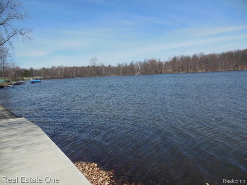 3216 West Road Millington, MI 48746 - Photo 16 of 59 DSCN2049.jpg