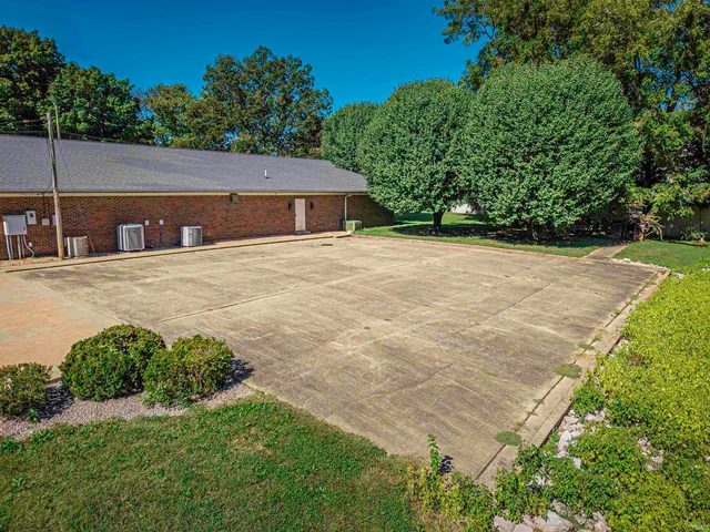 10351 Evansville Street, Cynthiana, IN 47612