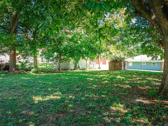 10351 Evansville Street, Cynthiana, IN 47612