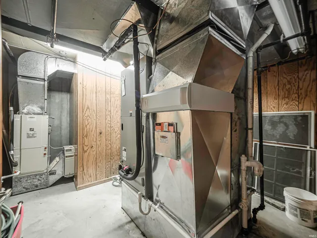 10351 Evansville Street, Cynthiana, IN 47612