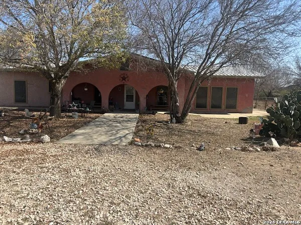 $180,000 | 14 Guedea Street, Batesville, TX 78829