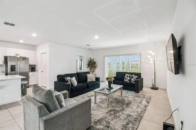 $350,000 | 136 Citrine Loop, Kissimmee, FL 34758