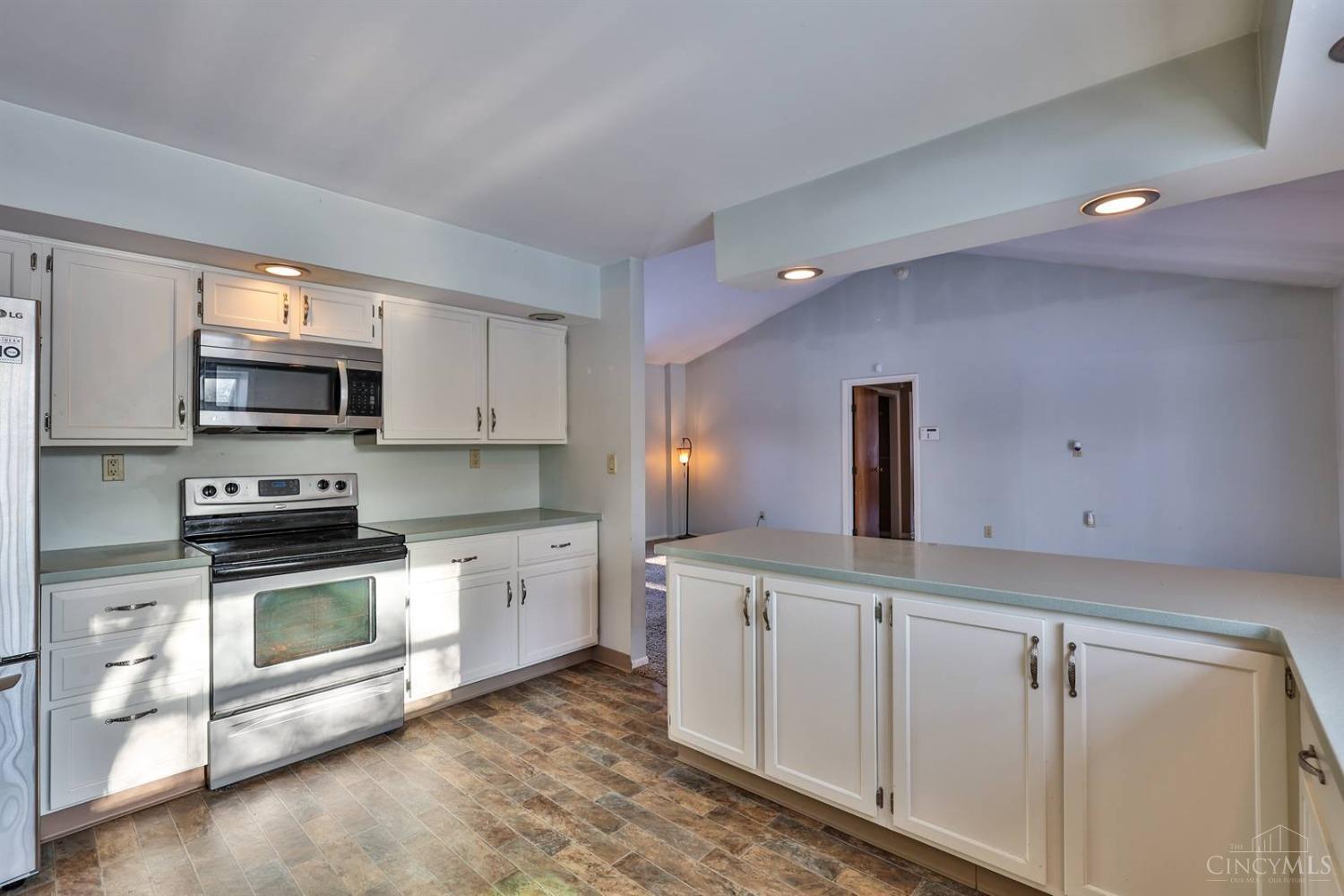467 Irvin Road Blanchester, OH 45107 - Photo 17 of 52 Gallery Image 17