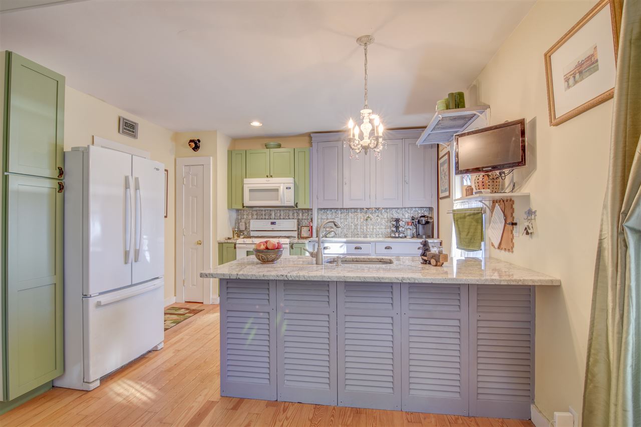 94 Lafayette Road Hampton Falls, NH 03844 - Photo 8 of 18