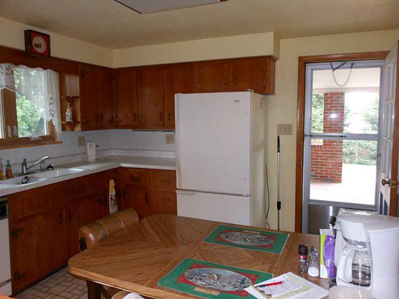 127 Ridge Drive Apollo, PA 15613 - Photo 18 of 25 Kitchen. KITCHEN WITH SIDE DOOR TO COVERED PORCH