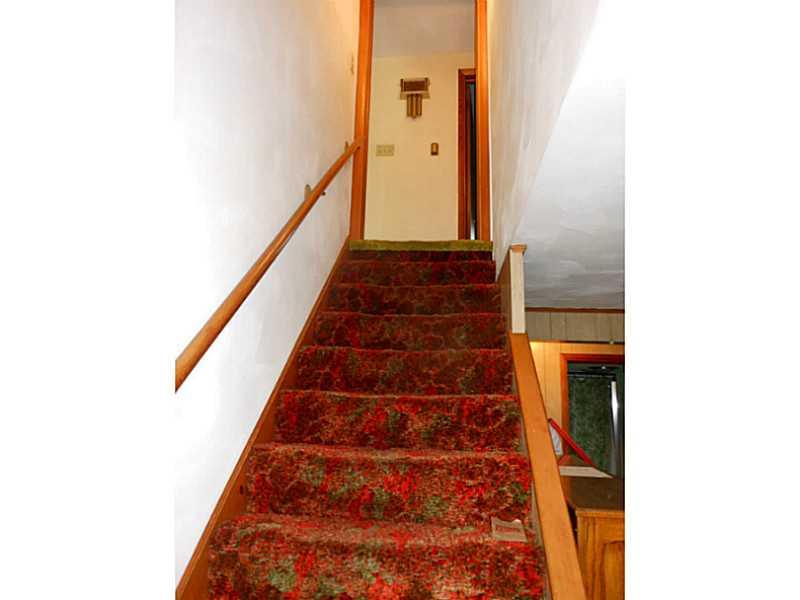 127 Ridge Drive Apollo, PA 15613 - Photo 20 of 25 Other. STAIRS