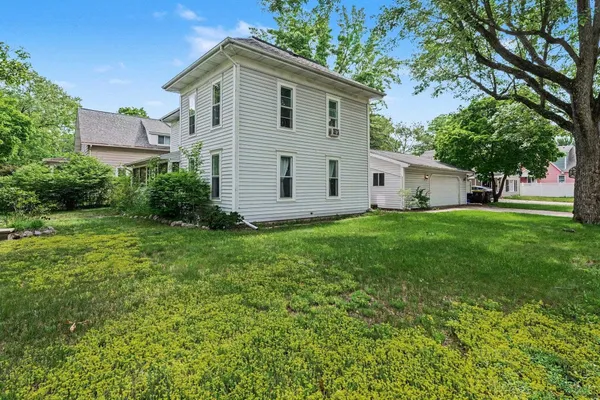 $265,000 | 504 South Lansing Street, Mount Pleasant, MI 48858