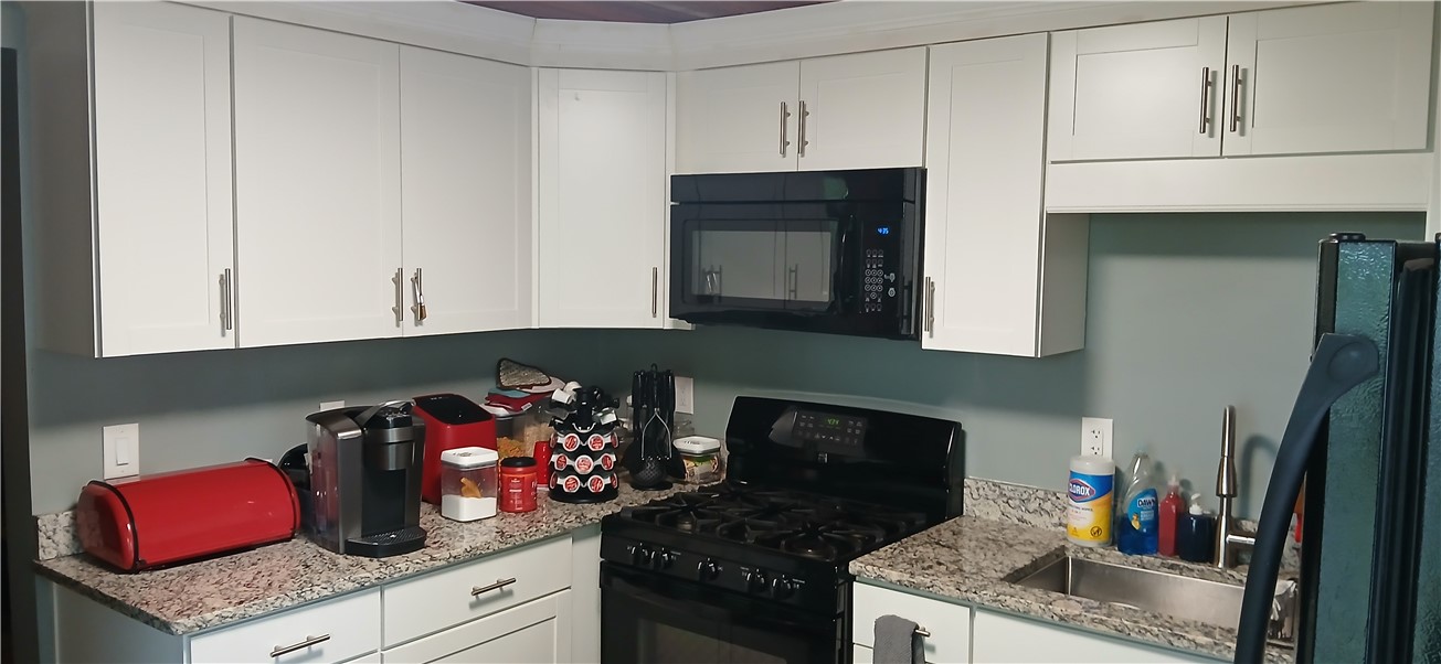 54 Berry Street Rochester, NY 14609 - Photo 15 of 40 up kitchen