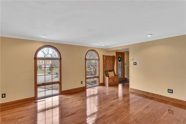 $419,900 | 210 Gotham Lane, Monroeville, PA 15146