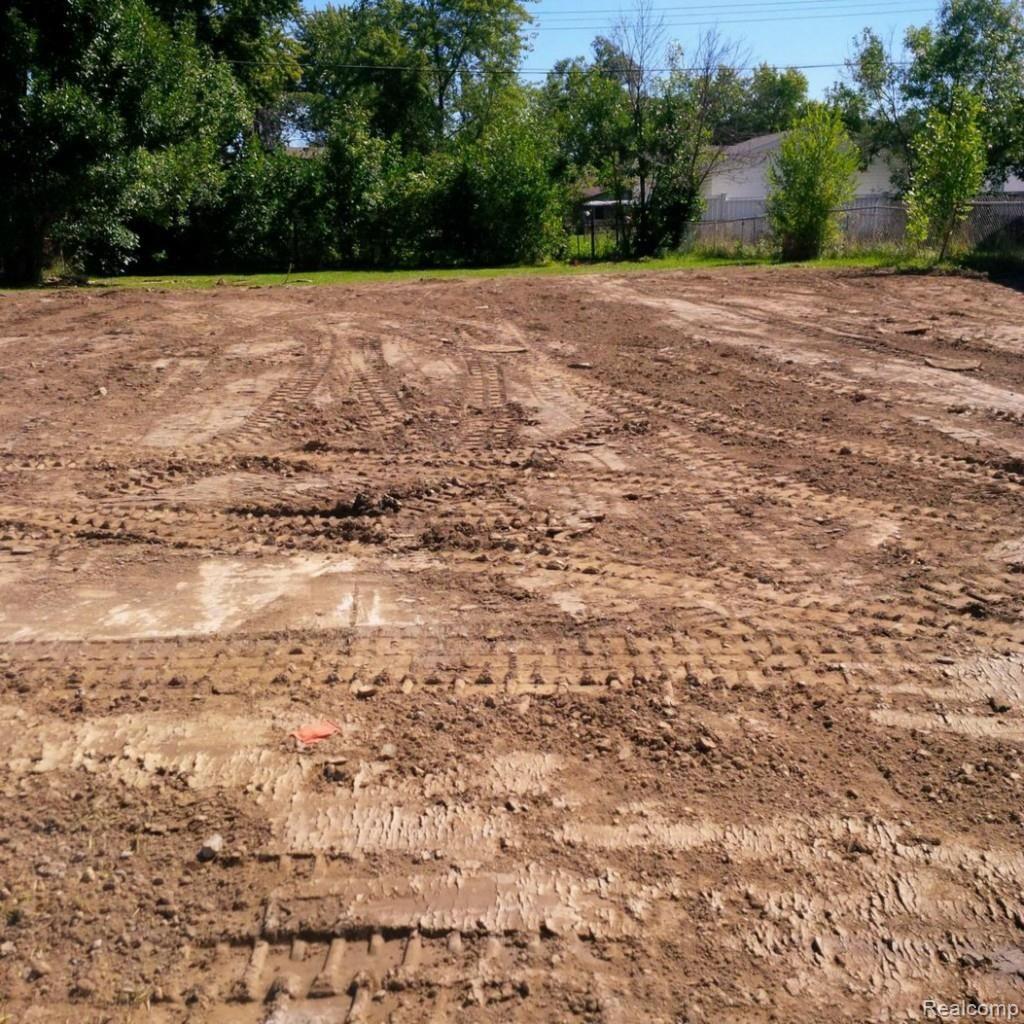 6136 Eldon Road Mount Morris, MI 48458 - Photo 5 of 14 IMG_20140908_1208391.jpg