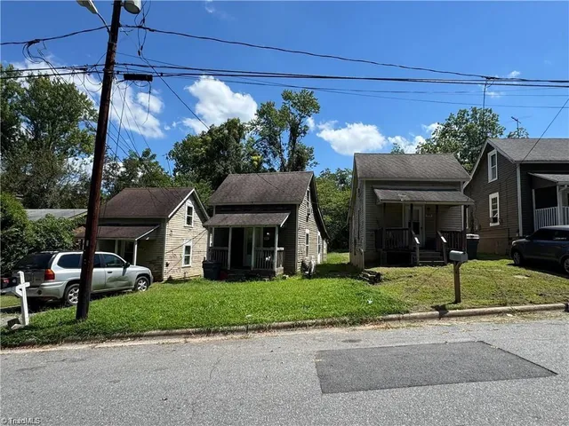 $179,000 | 329 North Washington Avenue, Reidsville, NC 27320