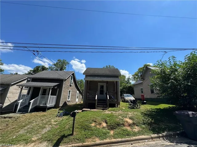 $179,000 | 329 North Washington Avenue, Reidsville, NC 27320