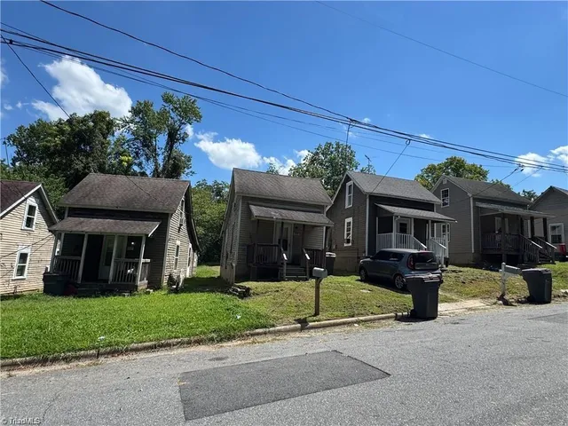 $179,000 | 329 North Washington Avenue, Reidsville, NC 27320