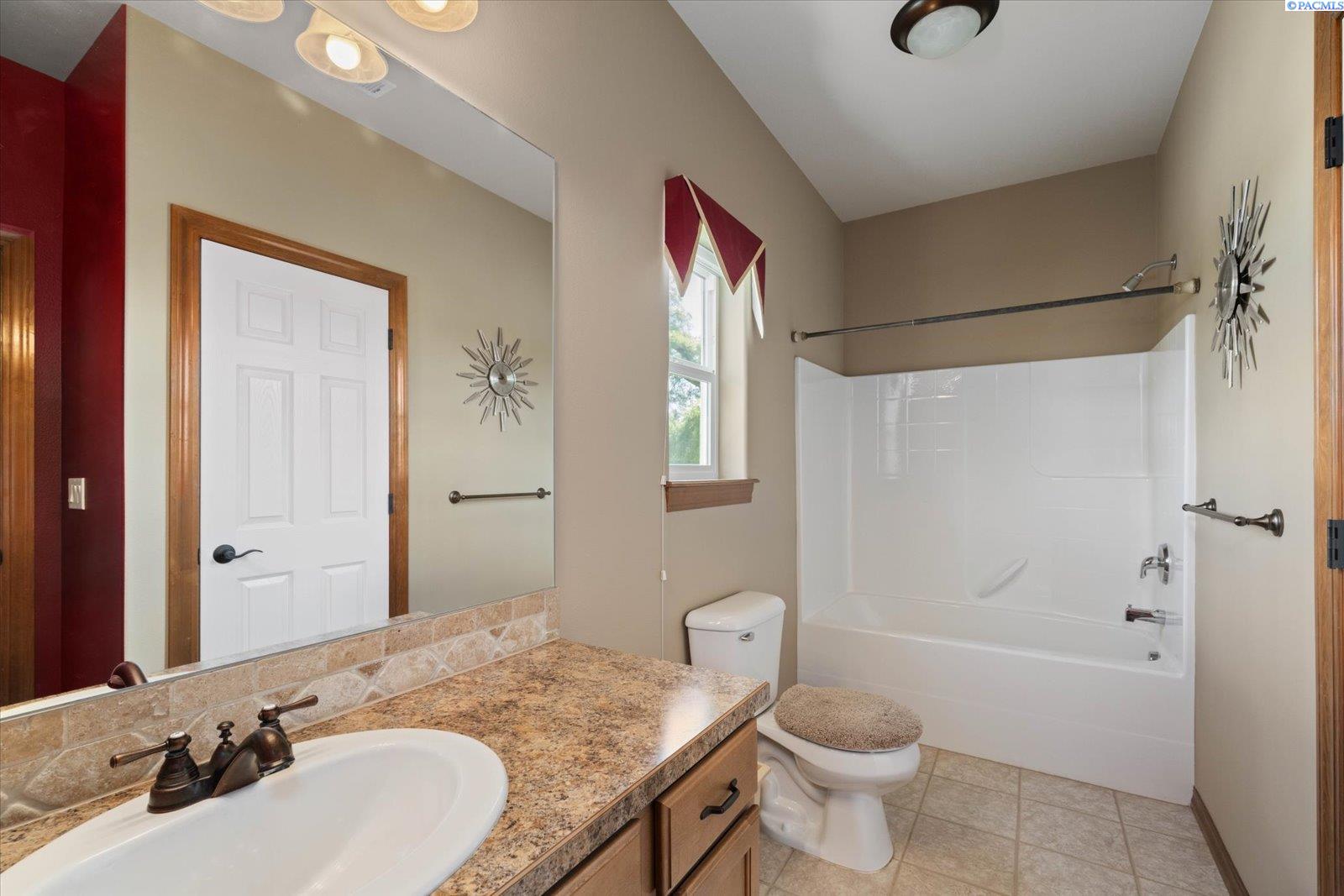 326 Rachel Road Kennewick, WA 99338 - Photo 42 of 50 Gallery Image 42