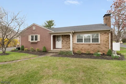 $575,000 | 719 Brooklyn Avenue, Raritan, NJ 08869