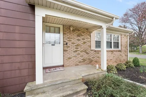 $575,000 | 719 Brooklyn Avenue, Raritan, NJ 08869
