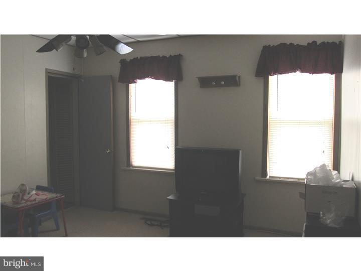 404 Clayton Road Williamstown, NJ 08094 - Photo 8 of 15 Gallery Image 8