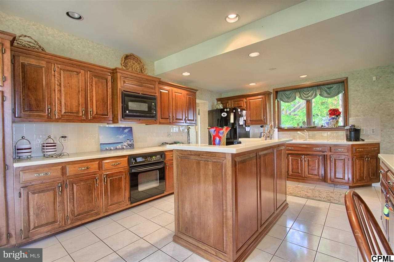 100 Cumberland Road Lemoyne, PA 17043 - Photo 8 of 22 Gallery Image 8