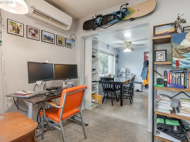 $435,000 | 9545 North Iris Way, Portland, OR 97203