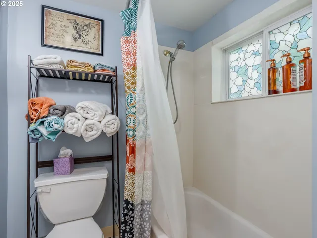 $435,000 | 9545 North Iris Way, Portland, OR 97203