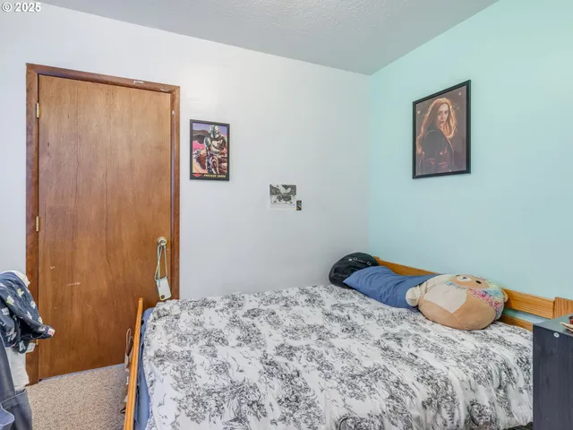 $435,000 | 9545 North Iris Way, Portland, OR 97203