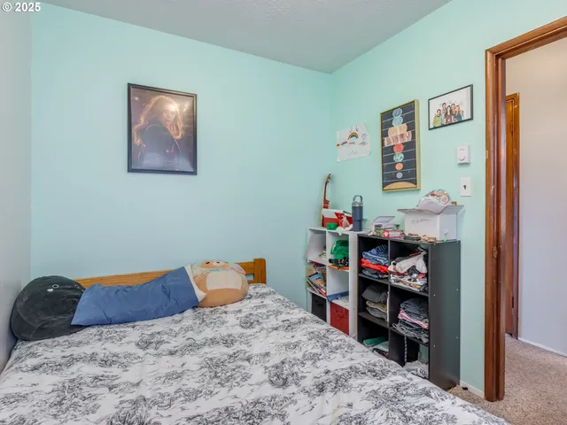 $435,000 | 9545 North Iris Way, Portland, OR 97203