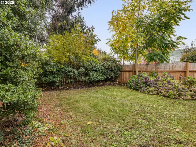 $435,000 | 9545 North Iris Way, Portland, OR 97203