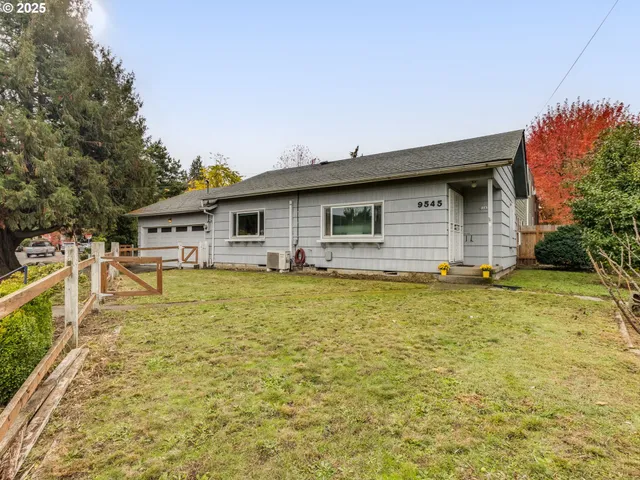 $435,000 | 9545 North Iris Way, Portland, OR 97203