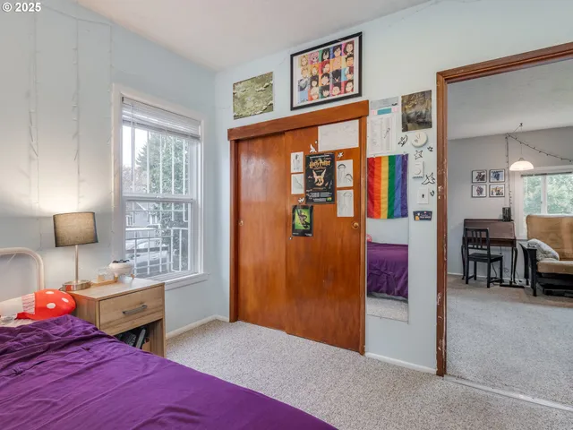 $435,000 | 9545 North Iris Way, Portland, OR 97203