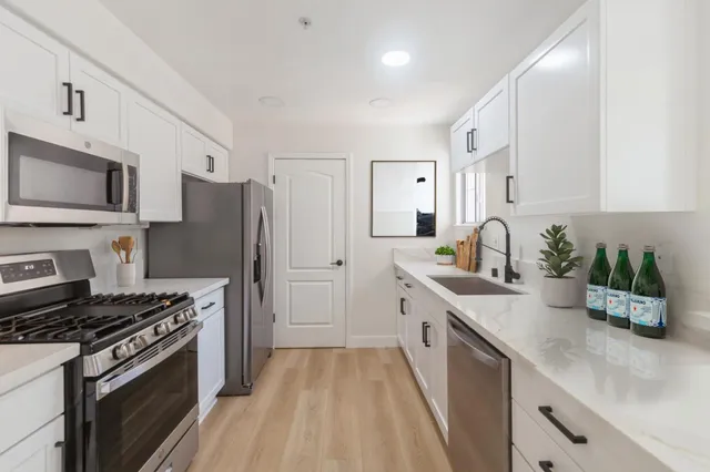 $1,299,900 | 987 Asilomar Terrace, Unit 2, Sunnyvale, CA 94086