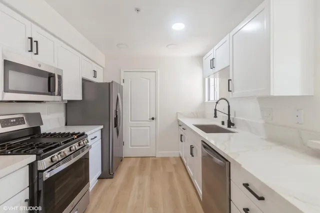 $1,299,900 | 987 Asilomar Terrace, Unit 2, Sunnyvale, CA 94086