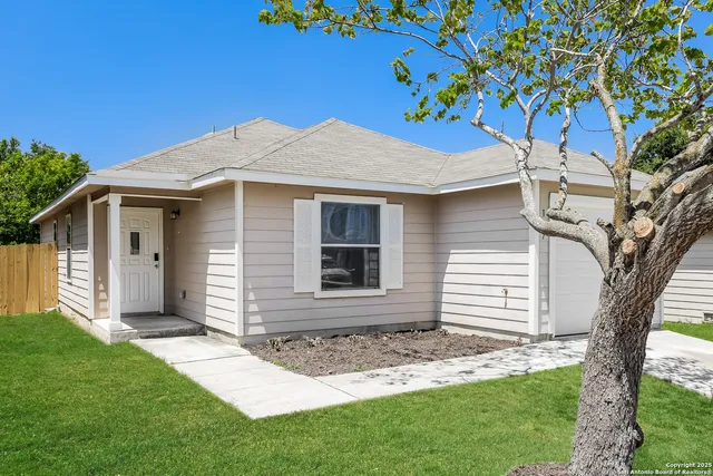 $1,620 | 107 Cedron Chase, San Antonio, TX 78253