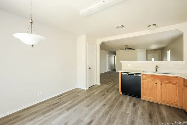 $1,620 | 107 Cedron Chase, San Antonio, TX 78253