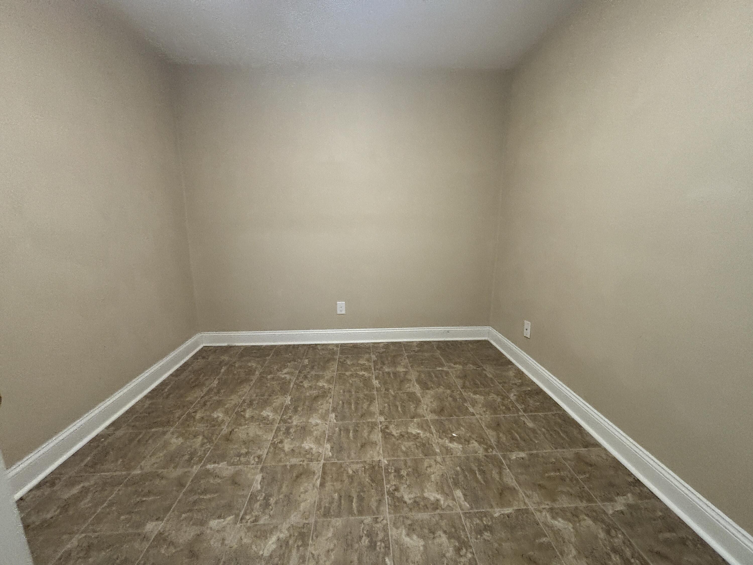 4978 Hunting Hills Circle Roanoke, VA 24018 - Photo 20 of 24 a view of room