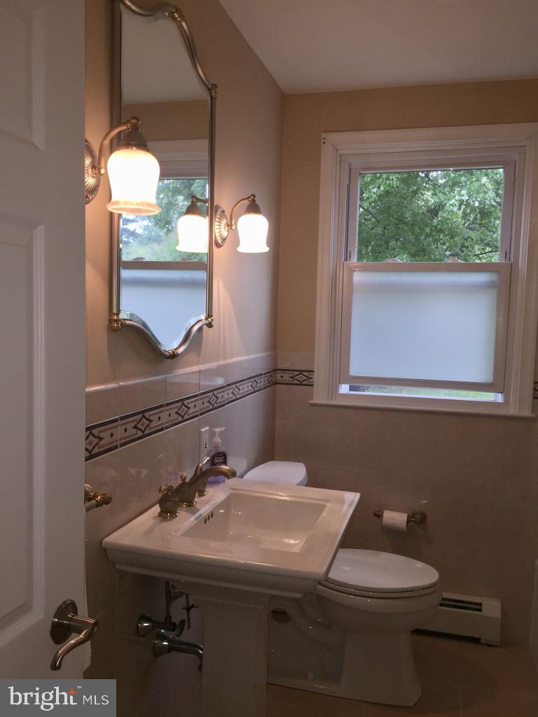 1422 Ship Road West Chester, PA 19380 - Photo 17 of 25 Bath