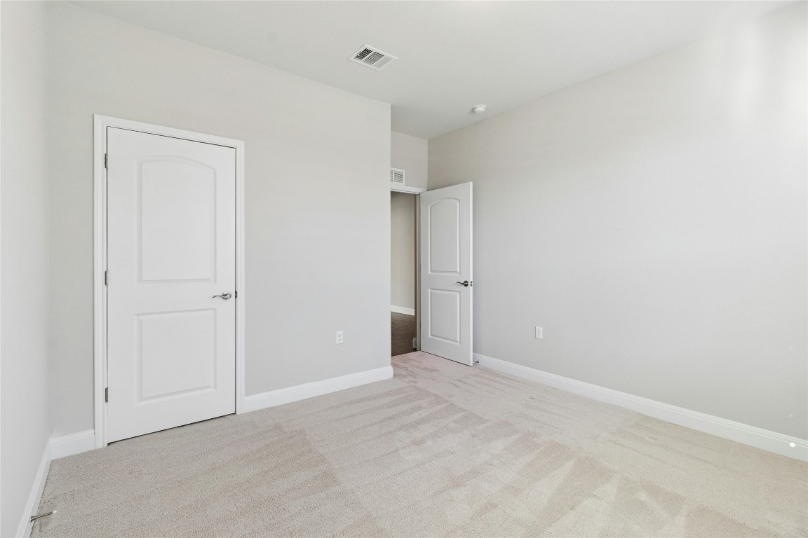 207 Longview Lane Georgetown, TX 78633 - Photo 19 of 37 a view of an empty room