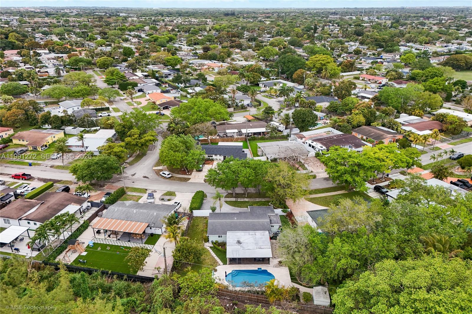 8535 Southwest 97th Road Miami, FL 33173 - Photo 24 of 28 an aerial view of residential houses with outdoor space
